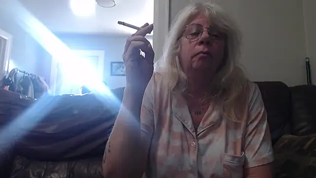 canadiancougar1965 online show from 02.05.25