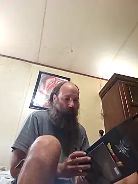 Beyond1978 online show from 10.04.25