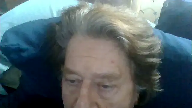 Snapshot of frankie7inch chatting on 07.13.26 frankie7inch online show from 07.13.26