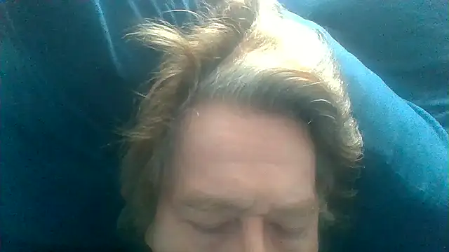 Snapshot of frankie7inch chatting on 07.17.26 frankie7inch online show from 07.17.26