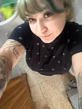 iDogrose21 online show from 11.24.25