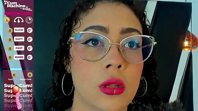 Snapshot of antonelllepiercee chatting on 02.23.25 antonelllepiercee online show from 02.23.25