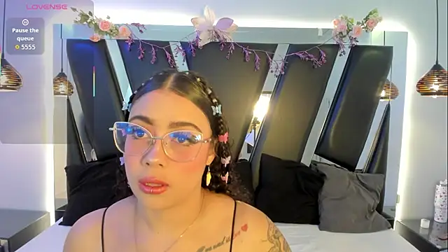 antonelllepiercee online show from 03.31.26