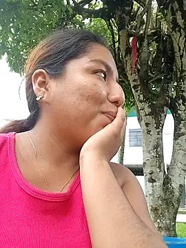 Snapshot of Karol-kamila19 chatting on 12.23.24 Karol-kamila19 online show from 12.23.24