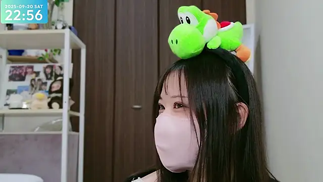 Snapshot of -SHIZUKU- chatting on 09.20.25 -SHIZUKU- online show from 09.20.25