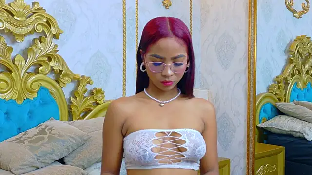 LucyLeah online show from 10.27.25