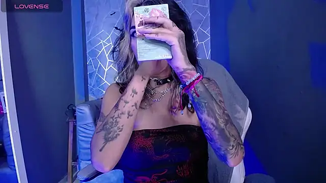 amelierouss online show from 02.03.26