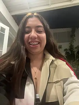 Snapshot of Lea_velle chatting on 02.18.25 Lea velle online show from 02.18.25
