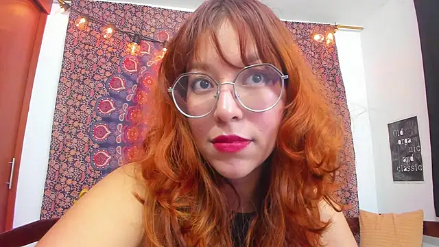  Moon Johnson online show from 12.22.25