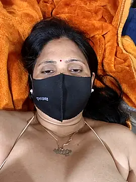 Neha8923 online show from 03.05.25