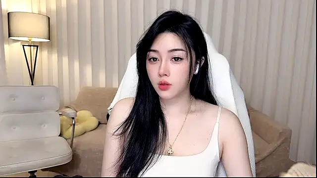 Snapshot of K-moumou chatting on 04.27.26 K-moumou online show from 04.27.26