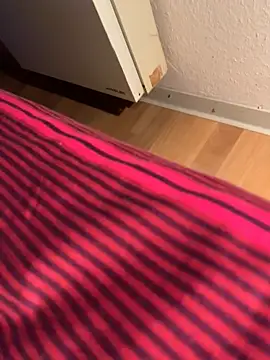 Snapshot of solomec chatting on 12.25.24 solomec online show from 12.25.24