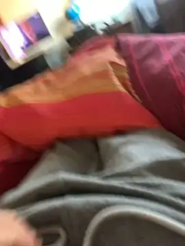 Snapshot of solomec chatting on 12.26.24 solomec online show from 12.26.24