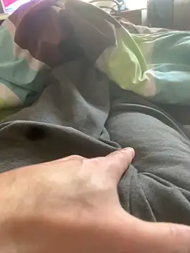 Snapshot of solomec chatting on 02.21.25 solomec online show from 02.21.25