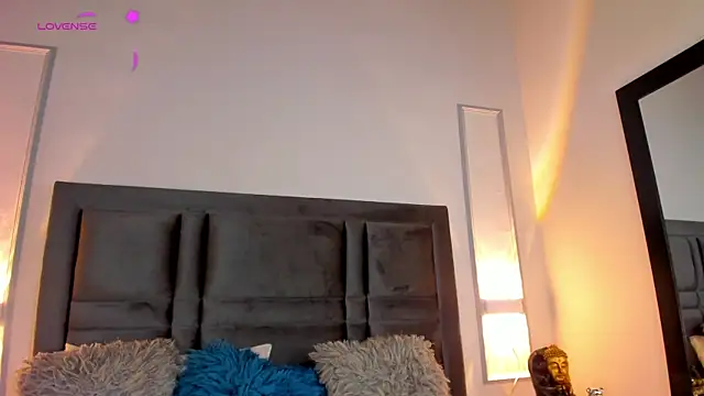 EmmaBecket2 online show from 01.29.25