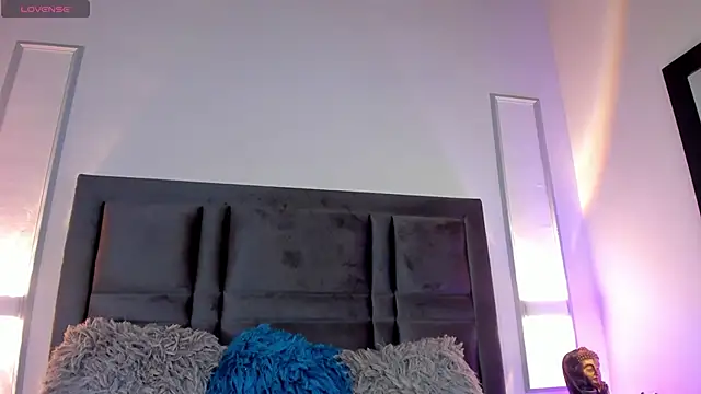 EmmaBecket2 online show from 02.19.25