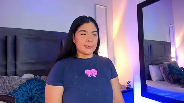 EmmaBecket2 online show from 09.25.25