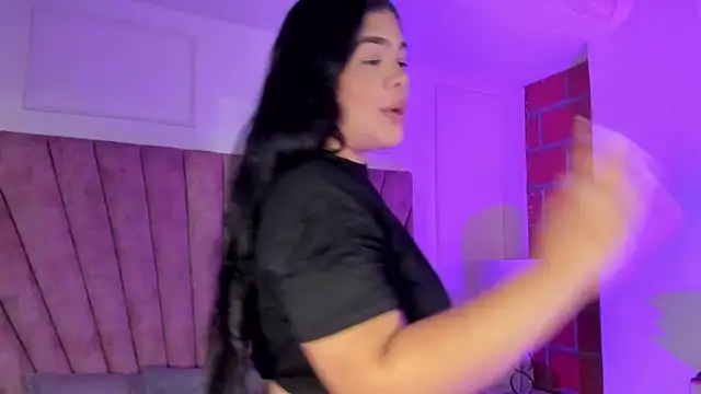 EmmaBecket2 online show from 02.17.26