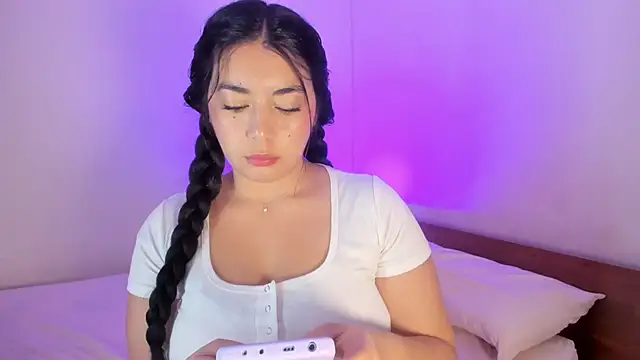Snapshot of _kimtorres__ chatting on 04.04.26 kimtorres online show from 04.04.26