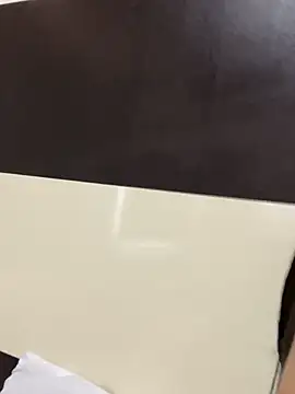 Annie9  online show from 10.21.25