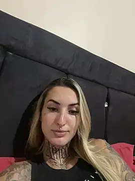 hotskinny1 online show from 03.05.25