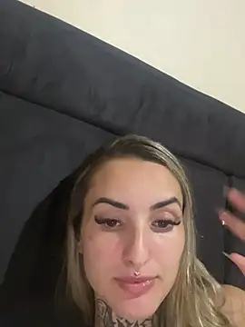 hotskinny1 online show from 03.08.25