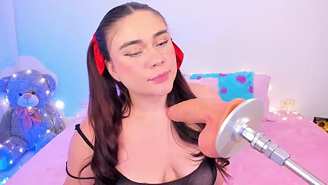 Snapshot of Isa_belaa chatting on 01.26.25 Isa belaa online show from 01.26.25