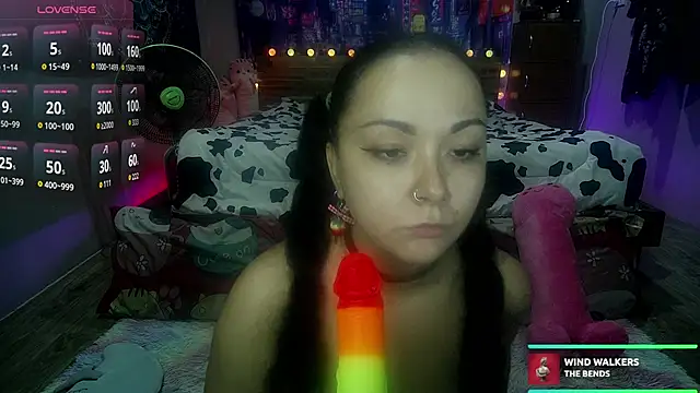 kellycakemeow online show from 10.22.25