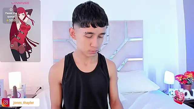 Thayler jones online show from 12.01.25