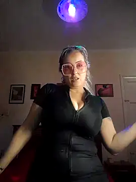 DesireSatler online show from 11.16.25