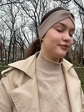 Snapshot of KikiWatson chatting on 01.23.25 KikiWatson online show from 01.23.25