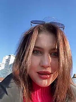 Snapshot of KikiWatson chatting on 01.25.25 KikiWatson online show from 01.25.25