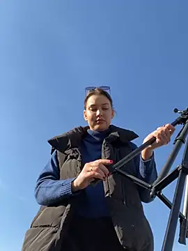 Snapshot of KikiWatson chatting on 01.31.25 KikiWatson online show from 01.31.25