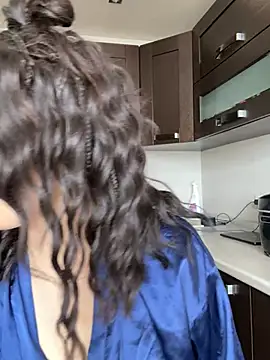 Snapshot of KikiWatson chatting on 02.21.25 KikiWatson online show from 02.21.25