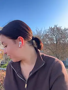 Snapshot of KikiWatson chatting on 11.17.25 KikiWatson online show from 11.17.25