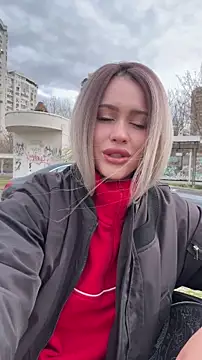 Snapshot of KikiWatson chatting on 02.25.26 KikiWatson online show from 02.25.26