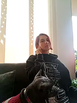 Snapshot of your_red_rose_ chatting on 12.25.24 your red rose online show from 12.25.24