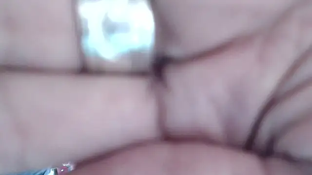 Snapshot of your_red_rose_ chatting on 12.28.24 your red rose online show from 12.28.24