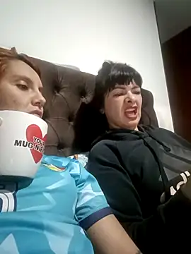 Snapshot of your_red_rose_ chatting on 03.01.25 your red rose online show from 03.01.25