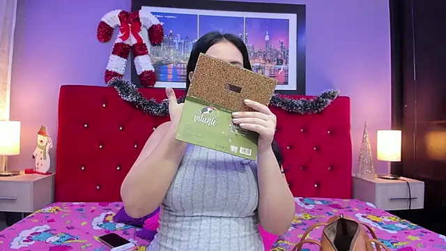 AbbyJonhs online show from 12.12.24