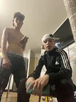 Snapshot of LatinBoysxxx chatting on 01.10.25 LatinBoysxxx online show from 01.10.25