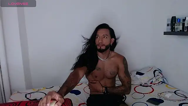  jhon connor  online show from 09.18.25