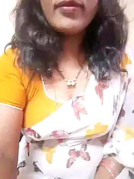 Snapshot of sneha_telugu_girl chatting on 11.02.25 sneha telugu girl online show from 11.02.25