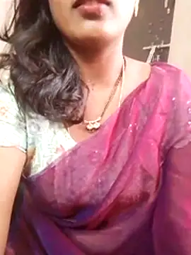 Snapshot of sneha_telugu_girl chatting on 11.19.25 sneha telugu girl online show from 11.19.25