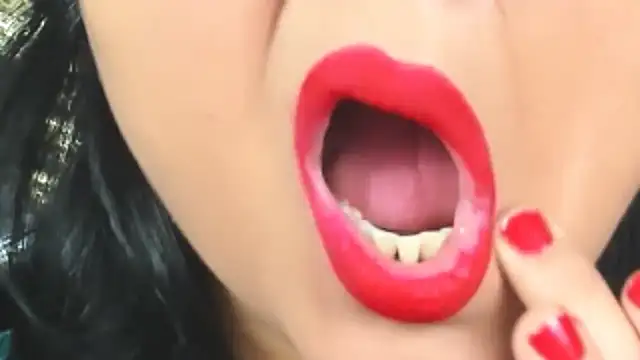 SelenaNoctis online show from 01.25.25