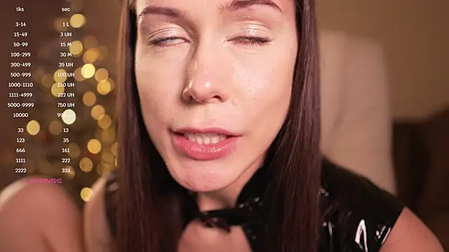 Snapshot of avelyssa chatting on 12.11.24 avelyssa online show from 12.11.24