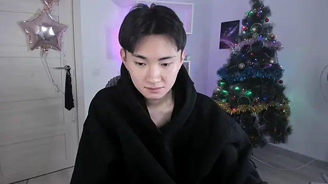 Miram Yu online show from 01.02.25