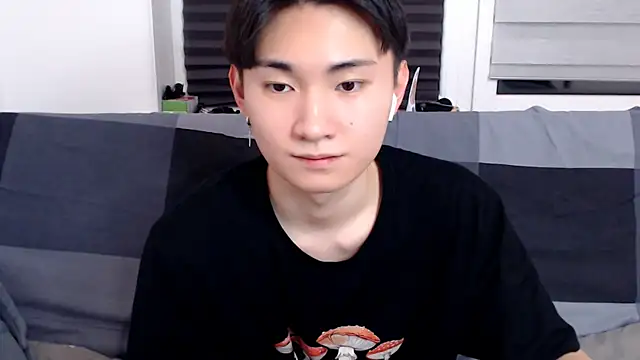 Miram Yu online show from 01.13.25