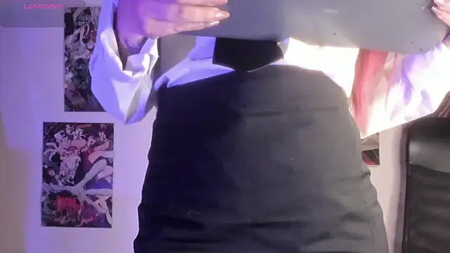 Luna-Chann online show from 02.28.26