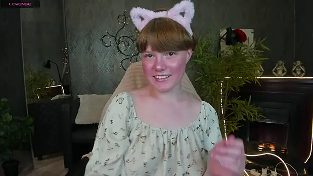 DreamyLuna online show from 07.02.26